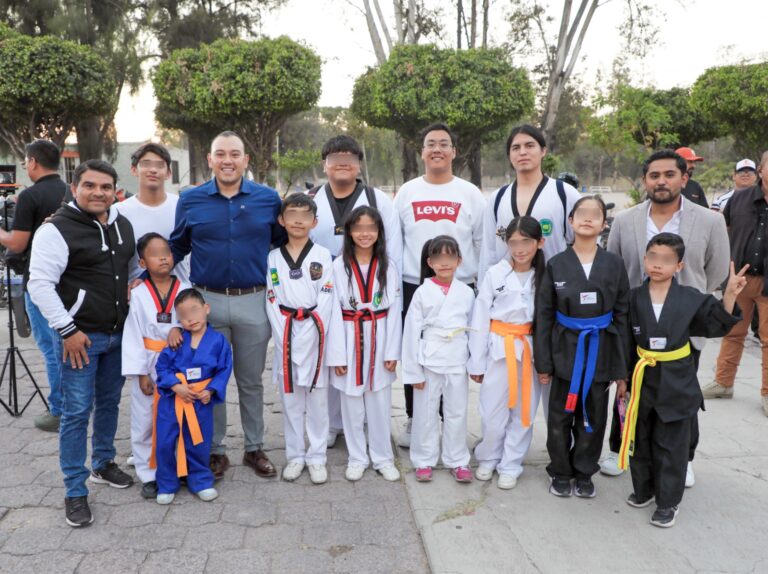 Impulsa Mauricio Estefanía el deporte en Cortazar