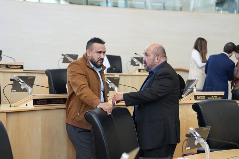 Diputado Salvador Tovar renuncia al PAN