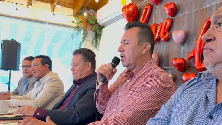 Regidor de Morena cuestiona cobro de parquímetros sin reglamento aprobado