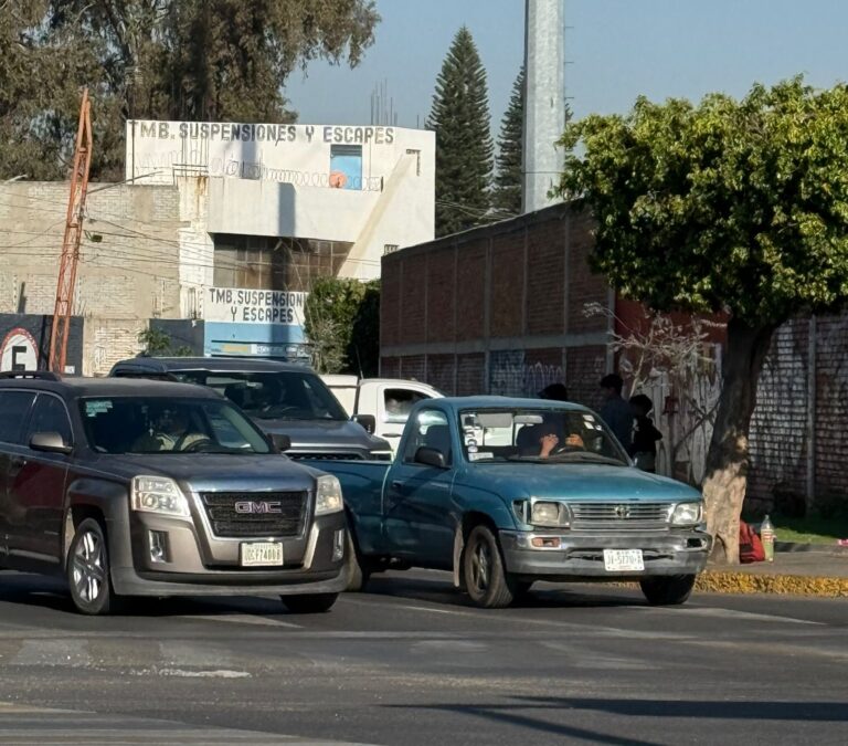 UCEM llama a empadronar vehículos extranjeros para evitar decomisos en Irapuato