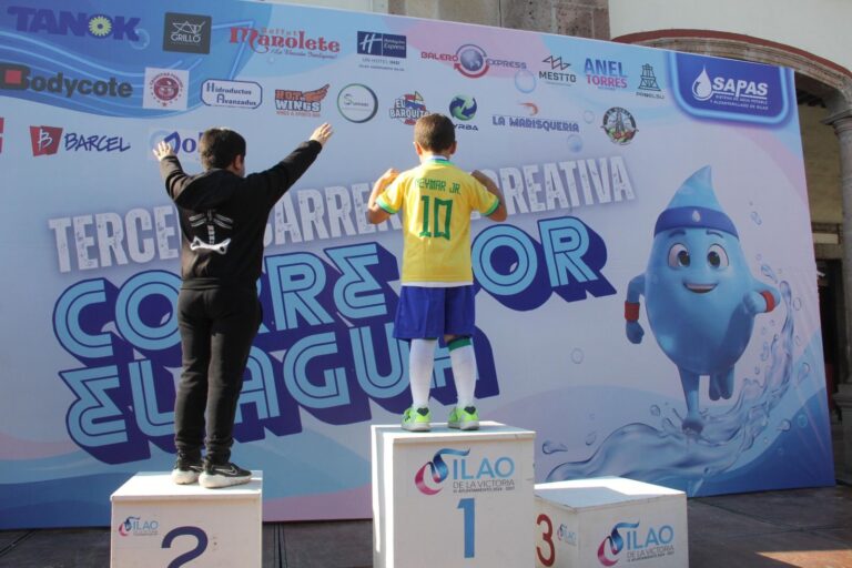 Participan 350 personas en la Tercera Edición de la Carrera: Corre por el Agua