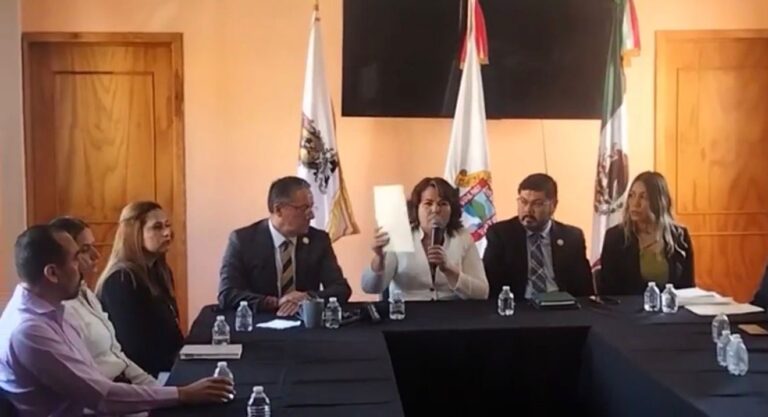 Fiscal se reúne con familiares de Nayeli y Andrea para dar seguimiento a caso en Huanímaro