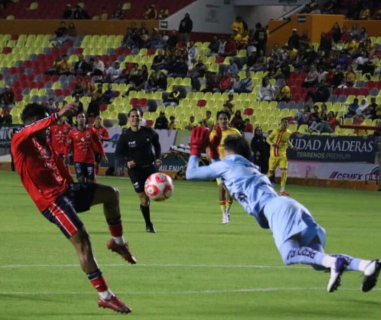Atlético Morelia derrota 2-0 a Irapuato