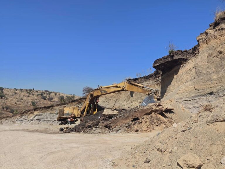 Tras inspección ambiental, PAOT suspende Banco de Material en Valle de Santiago
