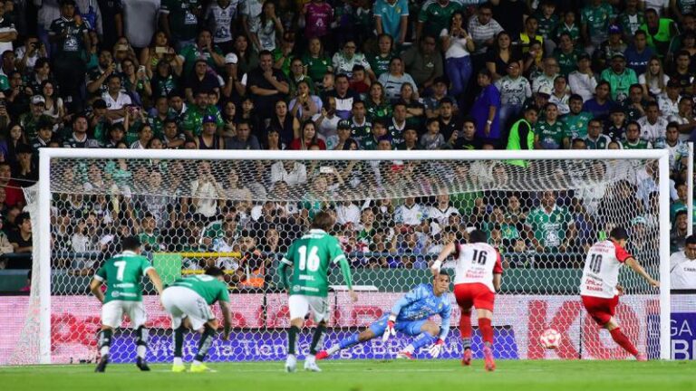 Xolos cortó una racha de 8 partidos sin ganar; golea al León