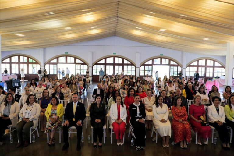 Conmemora AMEXME León 30 años de impulso al desarrollo económico del estado