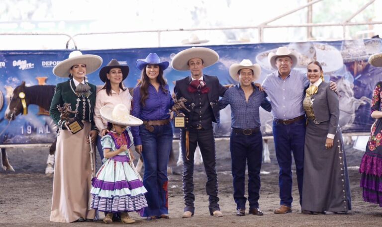 Se reúnen charros en Irapuato para el 11vo. Torneo “Don Lupe Vive”