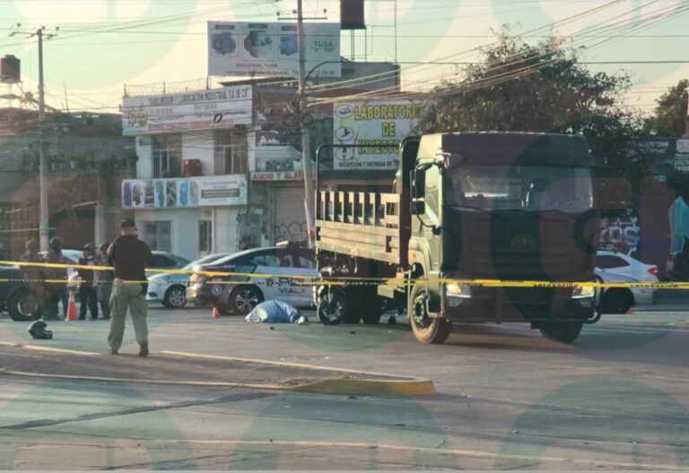 Muere motociclista en accidente con elementos de la SEDENA