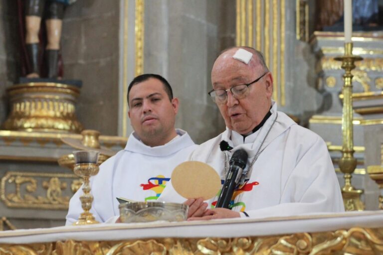 Preocupa a Obispo de Irapuato crisis de personas desaparecidas tras convivir con colectivos de búsqueda