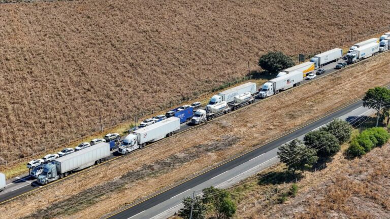 Paro nacional del campo y transportistas provoca bloqueos en al menos seis estados