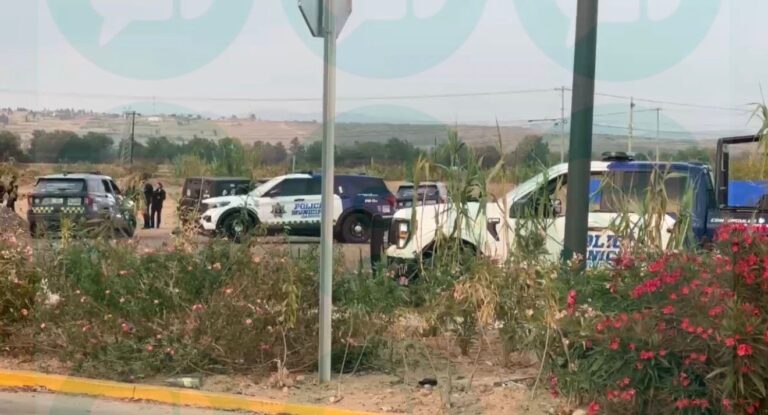 Tras persecución, Policía de Irapuato recupera camioneta robada