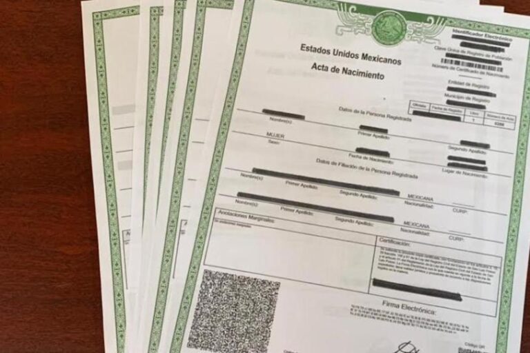 Detienen a mujer por venta de actas de nacimiento falsas en Durango