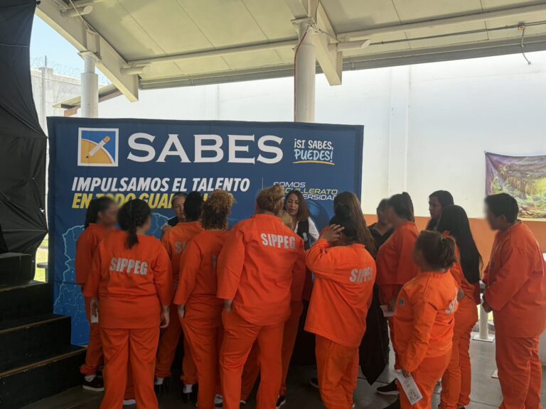 Acerca Secretaría de Seguridad y Paz oportunidades educativas a CEPRERESOS