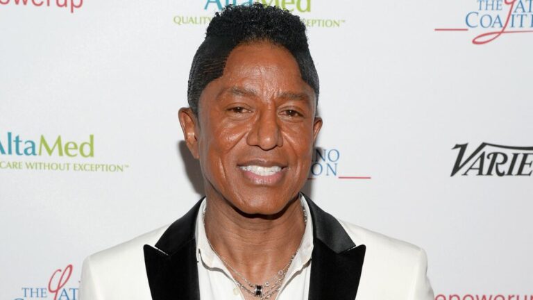 Jermaine, hermano de Michael Jackson, enfrenta fuerte condena económica por agresión sexual