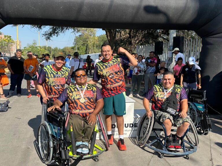 Toman las calles más de 600 corredores en la “Gran Carrera de la Fundación” por el 305 aniversario de Cortazar