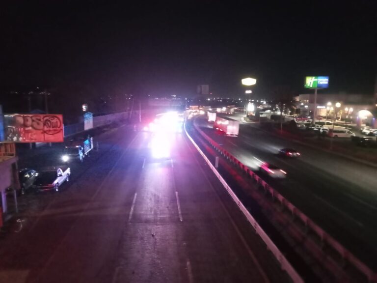 Reabren carretera 45 tras reparación de socavón