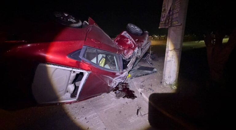 Fallece hombre en volcadura en la León – Silao