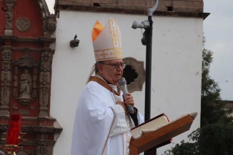 Obispo de Irapuato lanza llamado a la sociedad para evitar divisiones provocadas por actitudes de superioridad