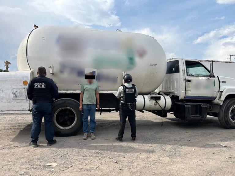 Asegura PEC autotanque con 15 mil litros de gas LP en Celaya