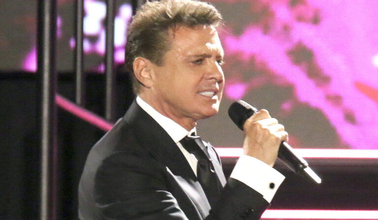Luis Miguel podría ser dado de alta en los próximos días tras su presunta hospitalización