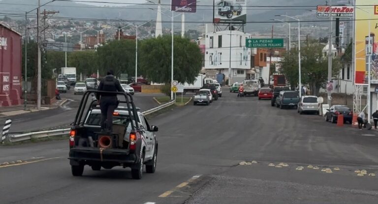 Atacan a balazos a mujer policía en la carretera Pénjamo–La Piedad