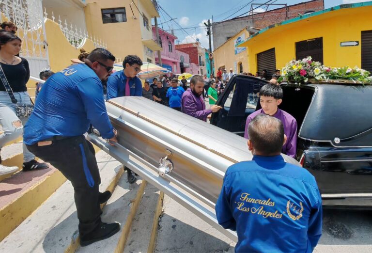 Colectivos y familias exigen justicia por Patricia Negrete y mayor protección para personas buscadoras