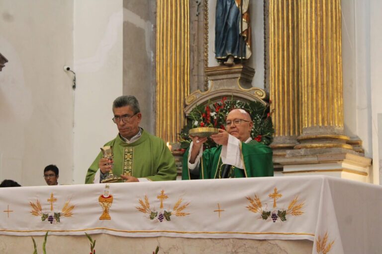 Preocupa el ambiente de violencia que enfrentan las madres buscadoras en Guanajuato: Obispo