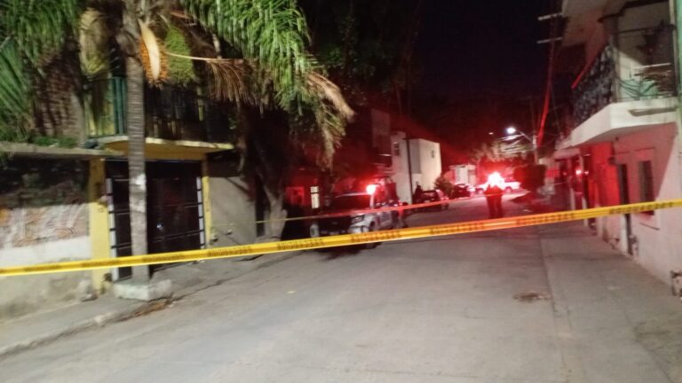 Lesionan a 3 jóvenes en ataque en León