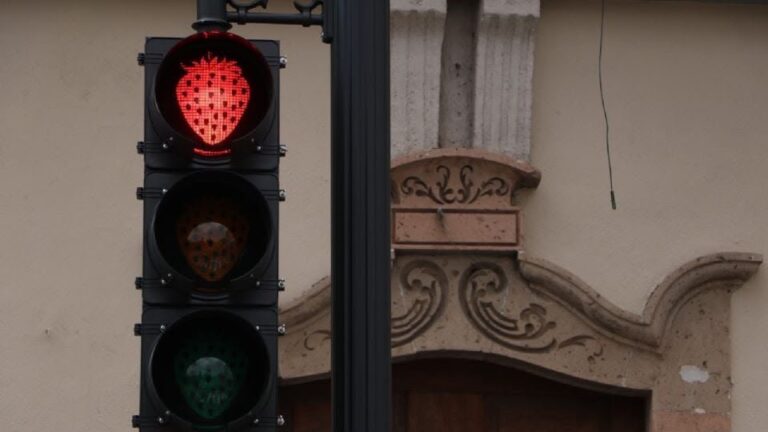 Fallas en sistema eléctrico provocaron daños en sistema de semaforización de Irapuato