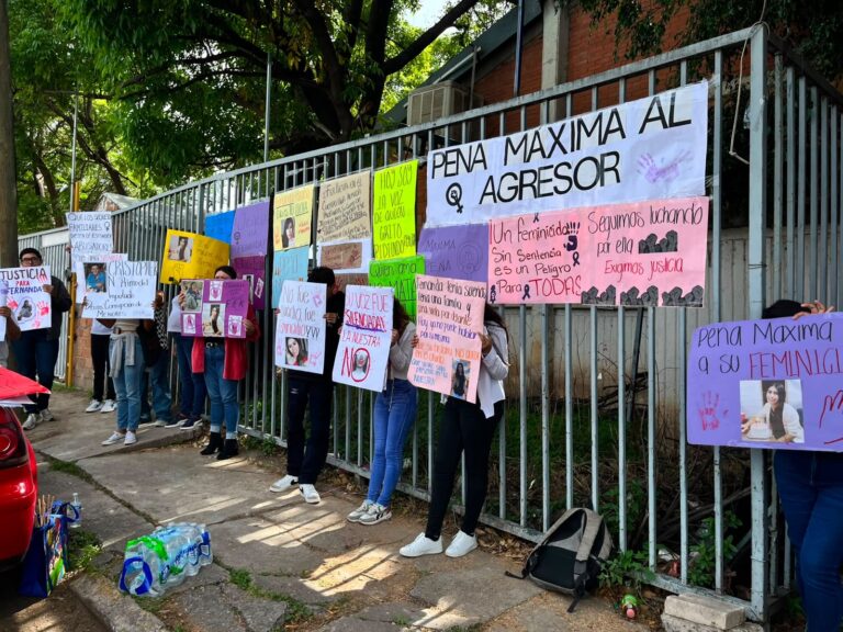 Exigen justicia por Fernanda