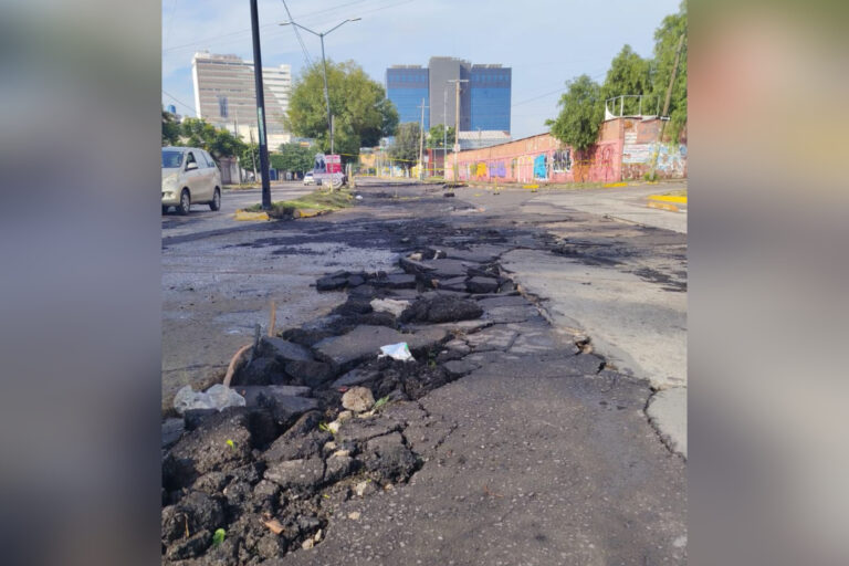 Bulevar Vasco de Quiroga colapsa tras fuertes lluvias en León