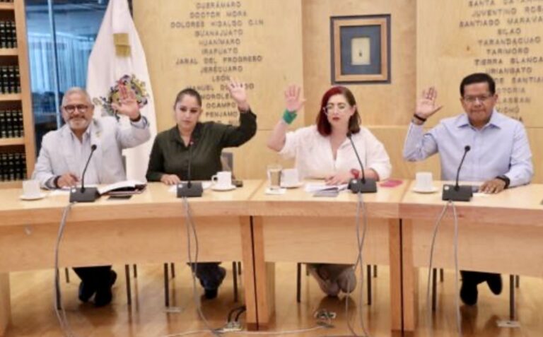 Aprueban metodologías de propuestas en materia de transporte público