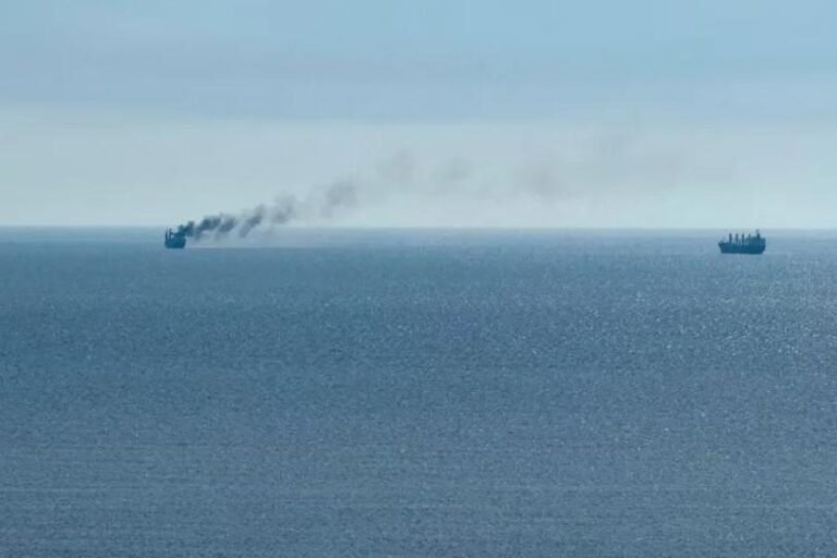 Ataque ruso a buque comercial deja 6 marineros muertos en el mar Negro