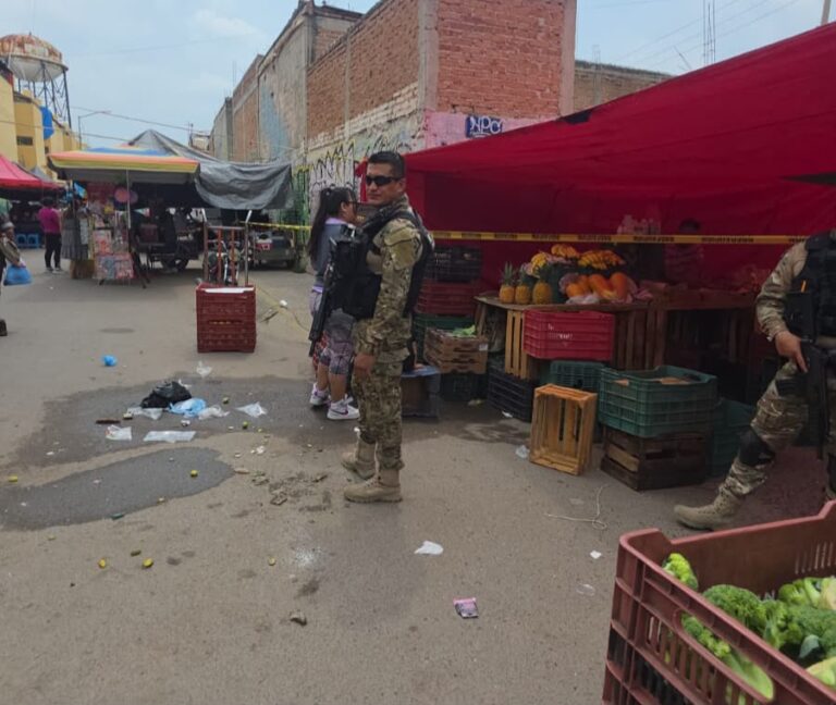 Lorena asegura que vigilancia en tianguis es permanente tras homicidio en Pronasol