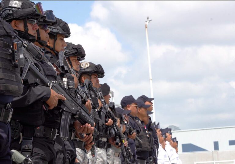 Lorena Alfaro fortalecerá apoyo emocional a policías tras tragedia en León