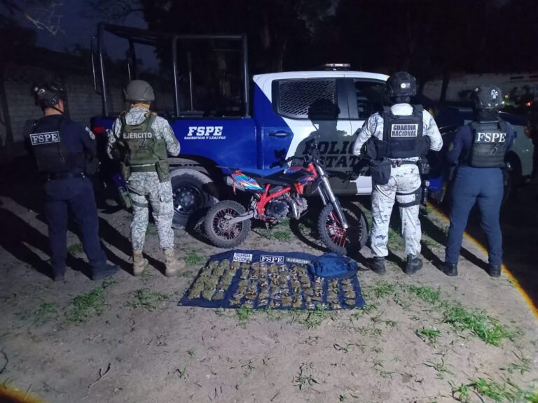 Operativo conjunto deja aseguramiento de droga y motocicleta robada en Irapuato