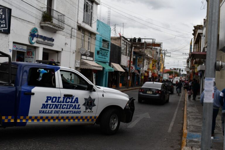 Privan de la libertad a pareja en Valle De Santiago