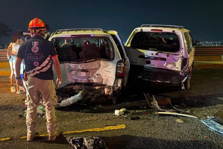 Muere hombre tras caer 5 metros en accidente por presunto conductor ebrio en el Cuarto Cinturón Vial