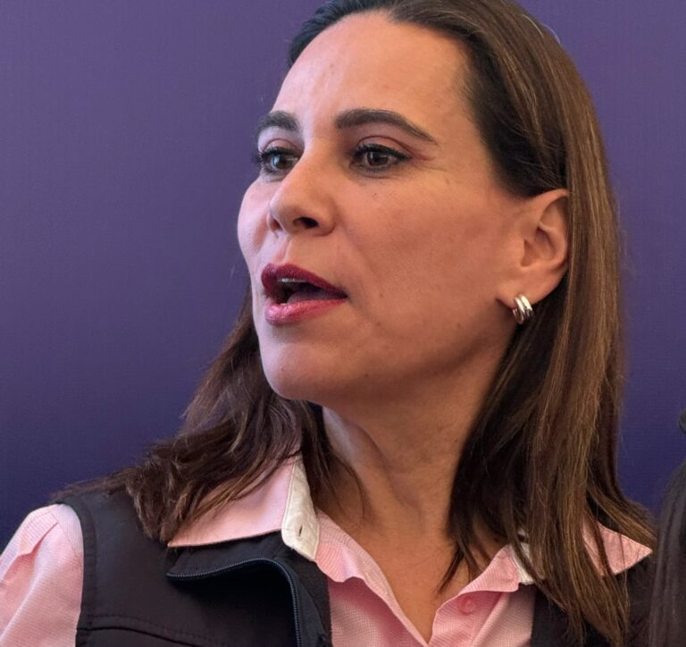 Lorena Alfaro advierte que ningún funcionario tiene asegurado su cargo