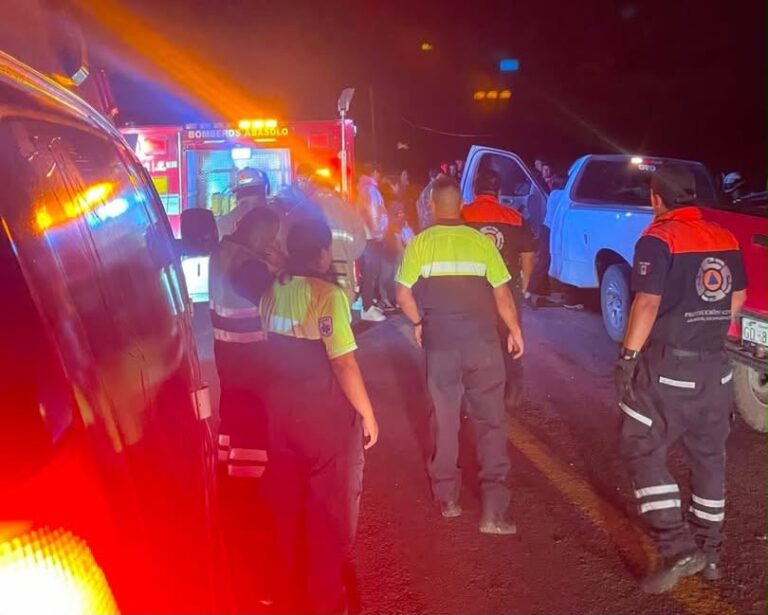 Choque entre dos vehículos en la Abasolo-Rancho Nuevo deja un hombre sin vida