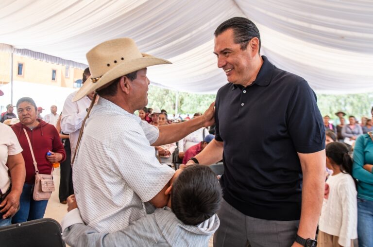 Fortalece alcalde sanmiguelense modelo de apoyo al campo con una estrategia integral