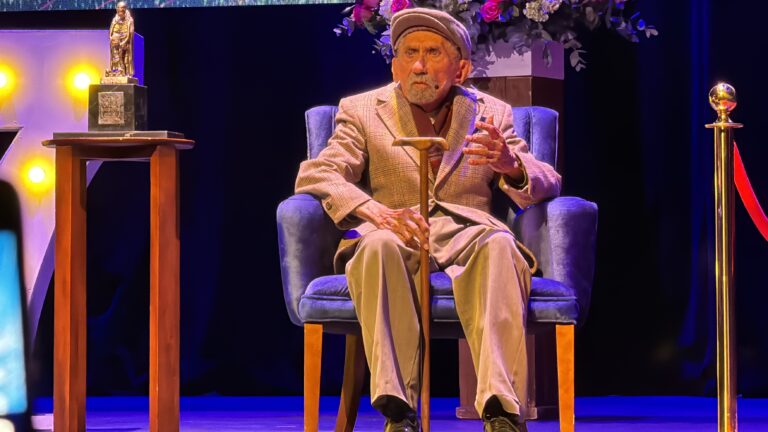 Muere Roberto Rivero y Góngora, ‘Riverito’, pilar del teatro en Irapuato, a los 102 años
