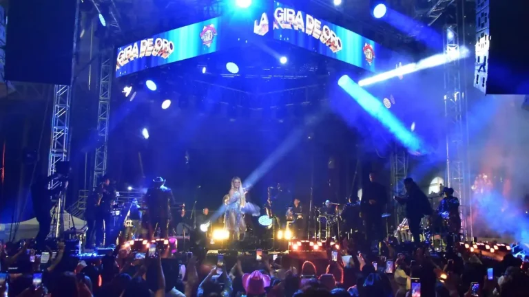 Los Horóscopos de Durango desatan la nostalgia y ponen a bailar a Irapuato