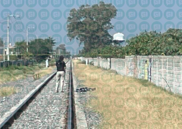 Encuentran a un hombre sin vida sobre las vías del tren en la colonia Roma, Irapuato