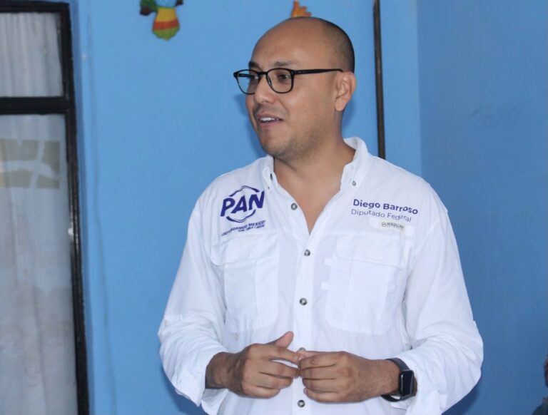 Diputado acusa “carnaval” burocrático de IMSS y Hacienda que frena hospital de Irapuato