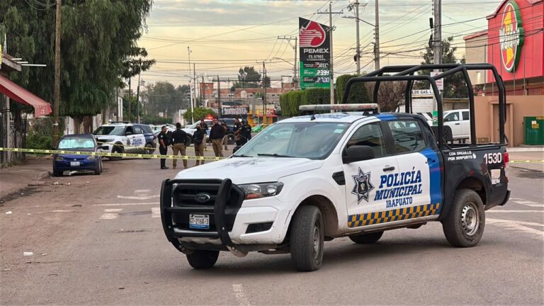 Policía de Irapuato abate a un hombre que quería asaltar una Farmacia Guadalajara