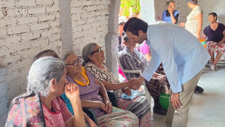 Desarrollo Social impulsa acompañamiento emocional para adultos mayores en comunidades de Apaseo el Grande