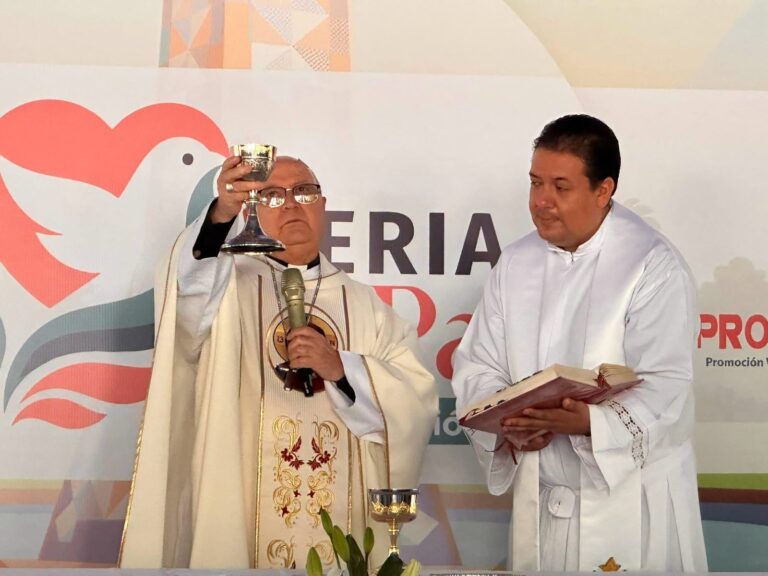 Obispo de Irapuato lamenta asesinatos de civiles y policías en el estado