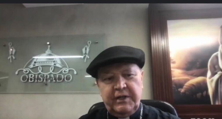 Existe una necesidad importante de ampliar espacios de atención médica: Obispo