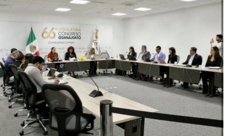 Analizan iniciativas relacionadas con tradiciones y marca “Hecho en México”